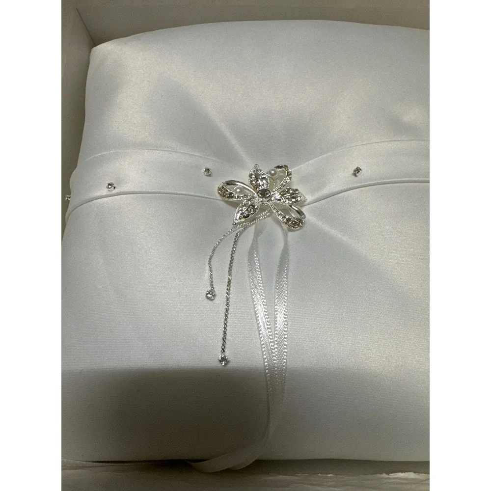 N/A elegant white